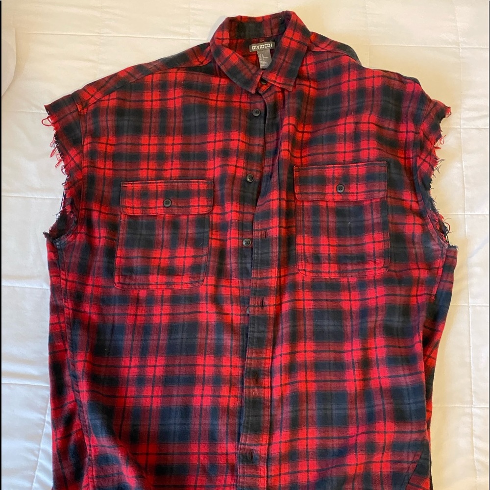 H&M divided oversize cut off flannel
